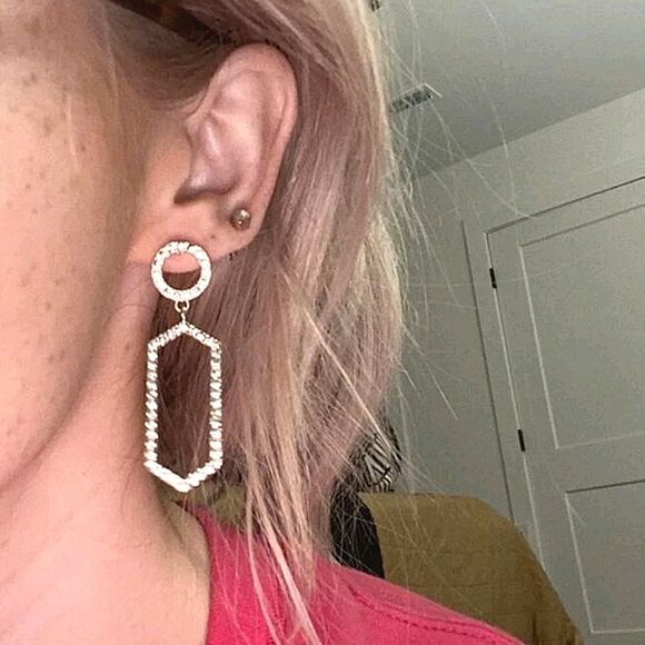 💖 2/$30 Rhinestones geometric gold drop cocktail wedding formal earrings - Picture 6 of 15